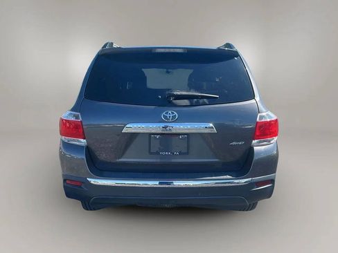 Used 2012 Toyota Highlander Limited w/ Tow Pkg AWD/4WD image 6