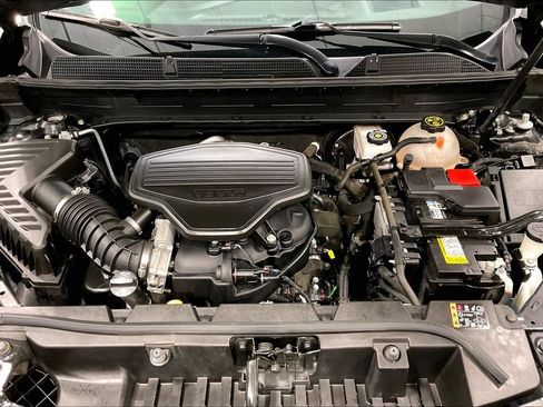 Used 2022 GMC Acadia AT4 w/ Technology Package AWD/4WD image 32