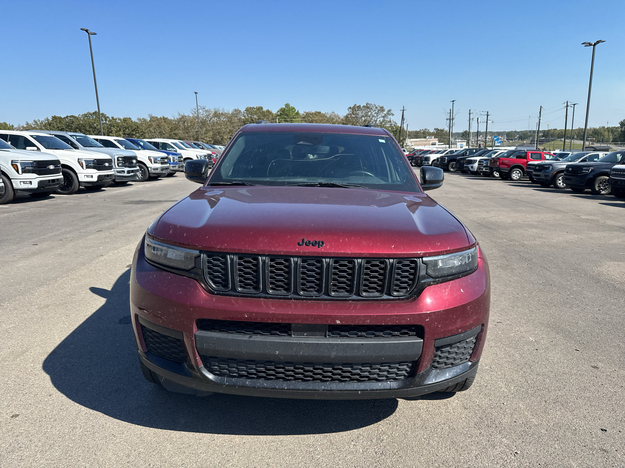 Used 2021 Jeep Grand Cherokee L Laredo AWD/4WD image 2