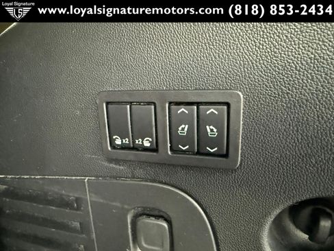 Used 2020 GMC Yukon Denali w/ Denali Ultimate Package image 10