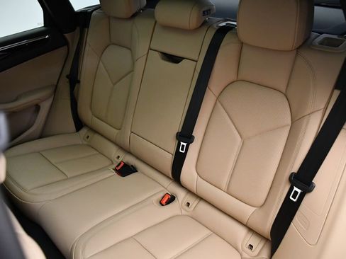 Certified 2025 Porsche Macan Turbo AWD/4WD image 45