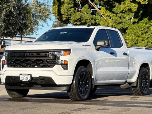 Used 2025 Chevrolet Silverado 1500 Custom w/ LPO, Dark Essentials Package image 9