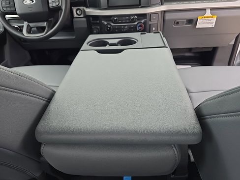 New 2025 Ford F550 XL image 15