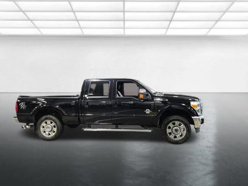 Used 2016 Ford F250 Lariat w/ Chrome Package AWD/4WD image 3