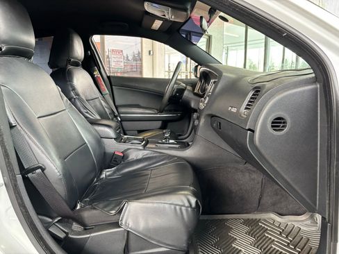 Used 2012 Dodge Charger SE image 21