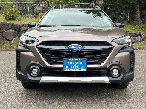 Certified 2023 Subaru Outback Limited AWD/4WD image 5