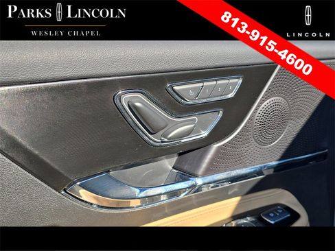 Certified 2023 Lincoln Corsair Reserve image 17