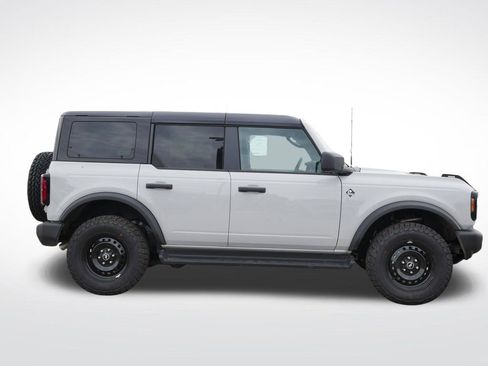 New 2026 Ford Bronco Outer Banks AWD/4WD image 2