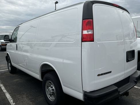 New 2025 Chevrolet Express 2500 w/ Driver Convenience Package RWD image 5