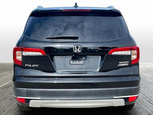 Used 2021 Honda Pilot Touring image 7