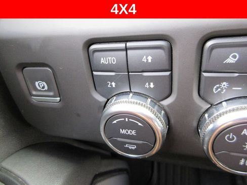 Certified 2024 GMC Sierra 3500 AT4 w/ AT4 Premium Plus Package AWD/4WD image 36