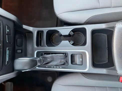 Used 2018 Ford Escape S image 17