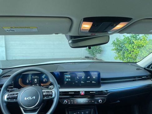Used 2025 Kia K5 LXS image 34