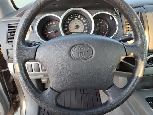 Used 2009 Toyota Tacoma 2WD Regular Cab image 16