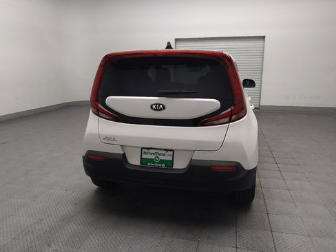 Used 2021 Kia Soul LX FWD image 7