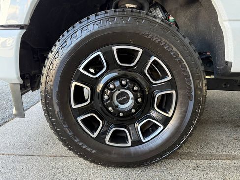 Used 2026 Ford F250 Platinum w/ FX4 Off-Road Package AWD/4WD image 20