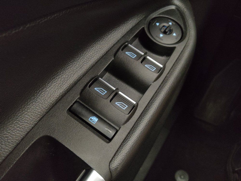 Used 2017 Ford Escape Titanium w/ Equipment Group 301A AWD/4WD image 27