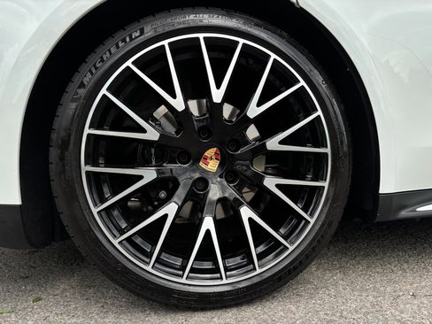 Used 2025 Porsche Panamera 4 AWD/4WD image 57