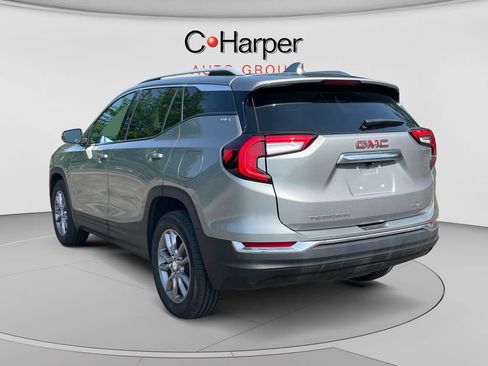 Used 2023 GMC Terrain SLT AWD/4WD image 5