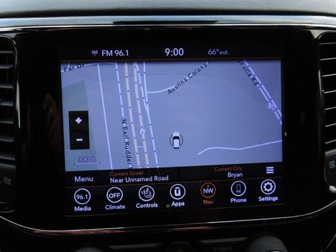 Used 2020 Jeep Grand Cherokee High Altitude image 24