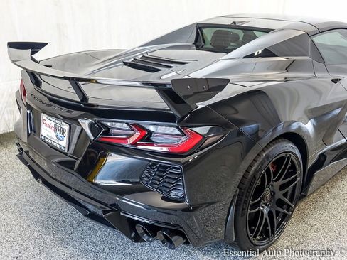 Used 2020 Chevrolet Corvette Stingray w/ 2LT Preferred Equipment Group image 7