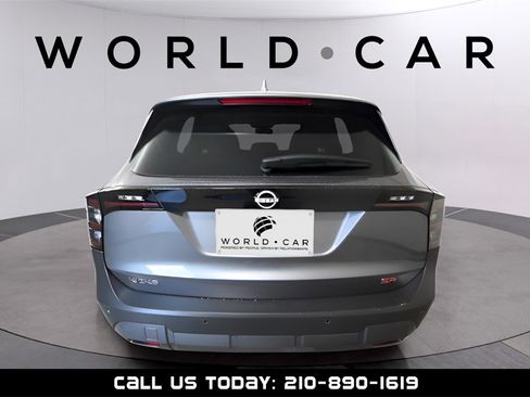 Used 2025 Nissan Kicks SR image 8