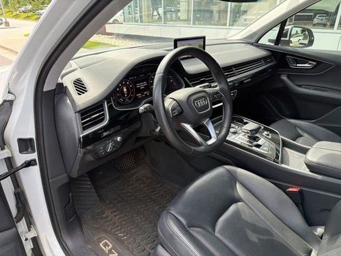 Used 2019 Audi Q7 3.0T Prestige AWD/4WD image 13