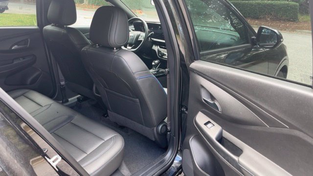 Used 2025 Buick Envista Sport Touring FWD image 12