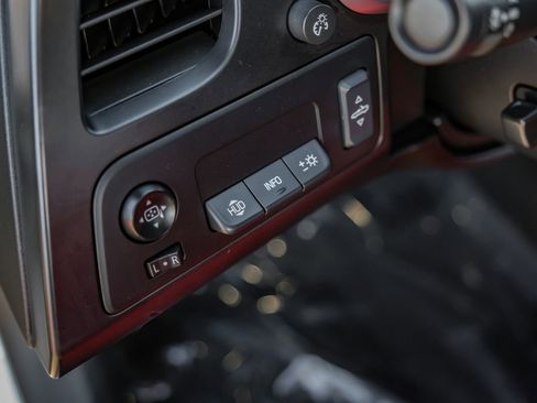 Used 2016 Chevrolet Corvette Stingray Convertible w/ 2LT Preferred Equipment Group image 34