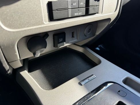 Used 2011 Ford Escape XLT image 13