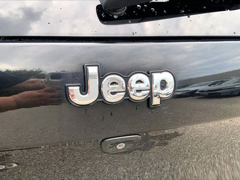 Used 2015 Jeep Cherokee Limited AWD/4WD image 33