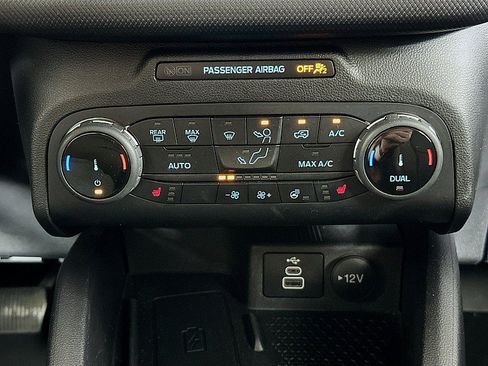 Used 2023 Ford Bronco Sport Outer Banks w/ Tech Package AWD/4WD image 17