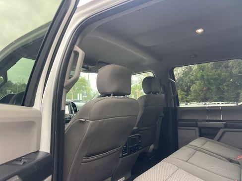 Used 2019 Ford F250 XLT w/ XLT Premium Package image 28