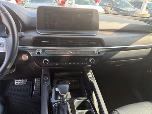Used 2022 Kia Telluride SX w/ Towing Package image 8