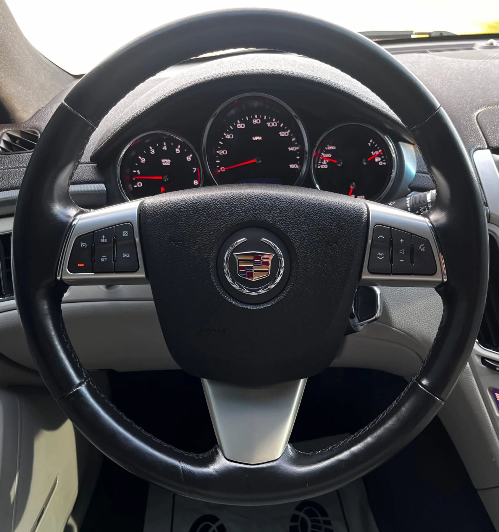 Used 2014 Cadillac CTS Coupe RWD image 26
