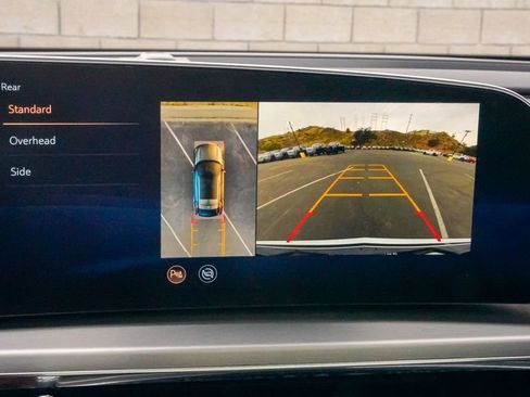 Certified 2025 Cadillac Lyriq Luxury image 27