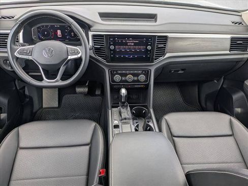 Used 2023 Volkswagen Atlas SE FWD image 17