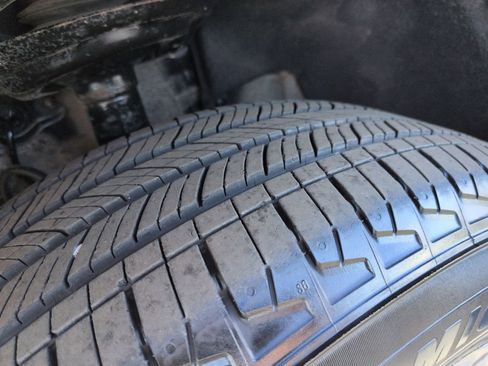 Used 2024 Toyota RAV4 XLE image 28