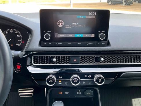 Used 2023 Honda Civic Sport image 7