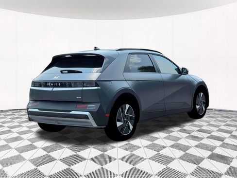 New 2025 Hyundai Ioniq 5 SEL image 10