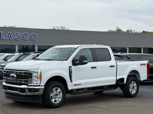 Used 2025 Ford F250 XLT w/ FX4 Off-Road Package AWD/4WD image 27