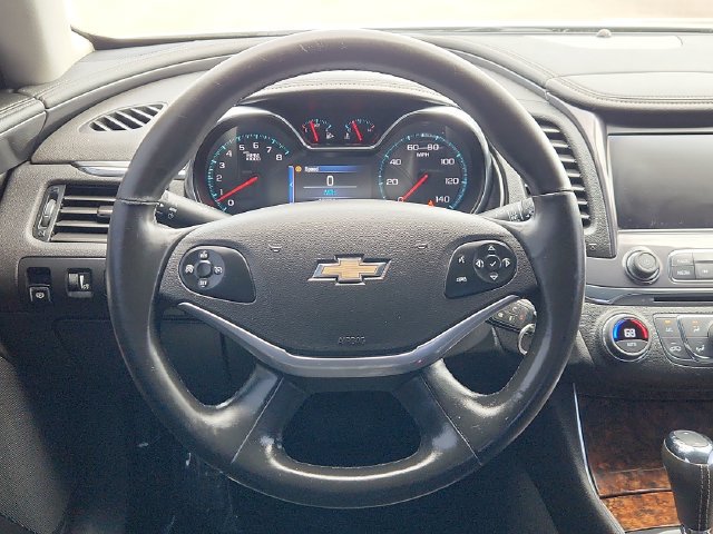 Used 2014 Chevrolet Impala LT w/ Convenience Package FWD image 34
