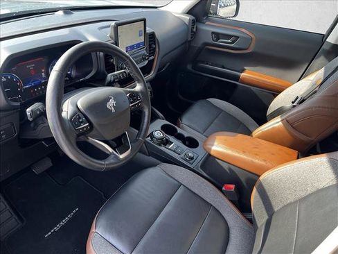 Used 2022 Ford Bronco Sport Outer Banks image 9