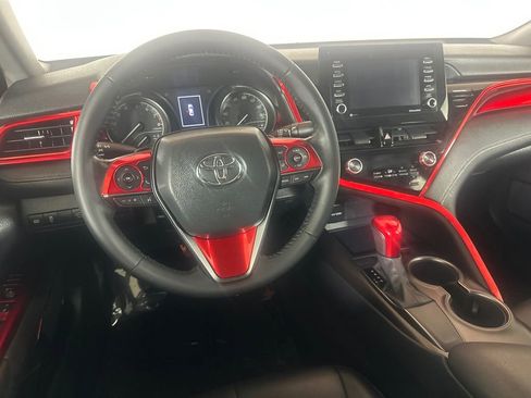 Used 2021 Toyota Camry SE FWD image 22