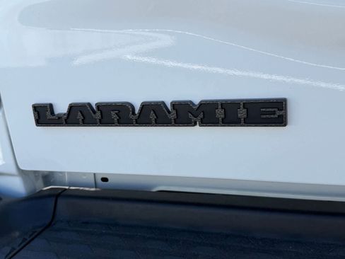 New 2026 RAM 2500 Laramie AWD/4WD image 11