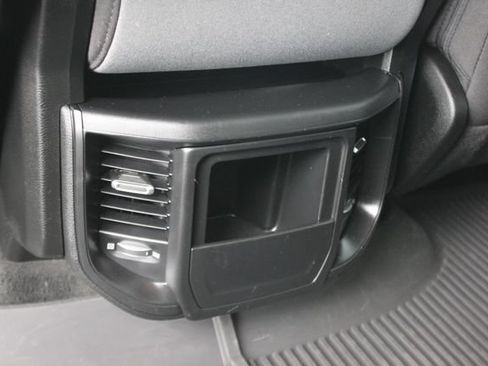 Used 2023 RAM 1500 Big Horn AWD/4WD image 25