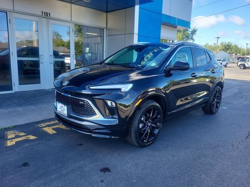 Certified 2024 Buick Encore GX Sport Touring w/ Experience Buick Package AWD/4WD image 1