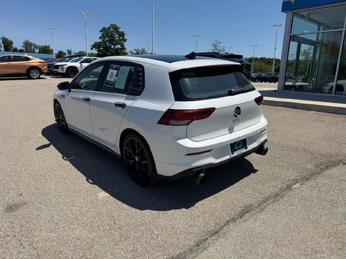 Used 2024 Volkswagen GTI SE FWD image 4