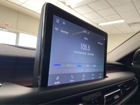 Used 2023 Lincoln Aviator Reserve w/ Class IV Trailer Tow Package image 28