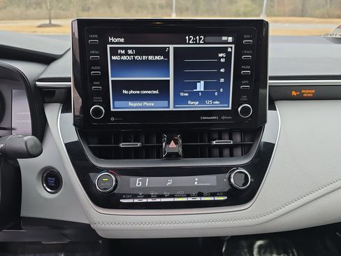 Used 2021 Toyota Corolla SE image 19